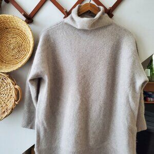 Zara 100% Cashmere Sweater- Size Medium (camel/beige)